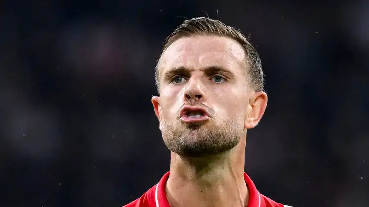 Jordan Henderson reageert op opmerkingen van coach Farioli over toekomst bij Ajax