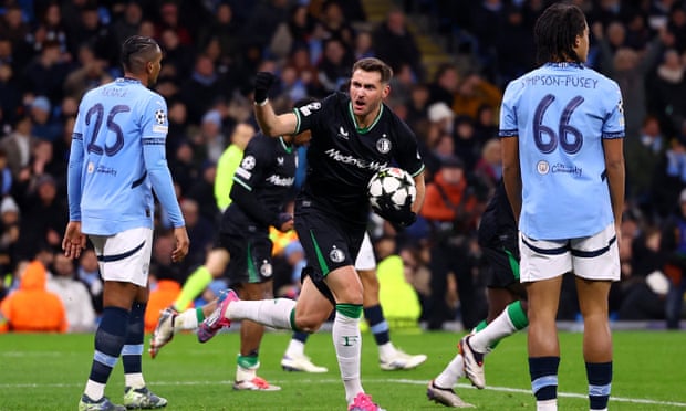 Feyenoord laat UCL play-off herleven; versterkt City Rot-vernietigende vorm