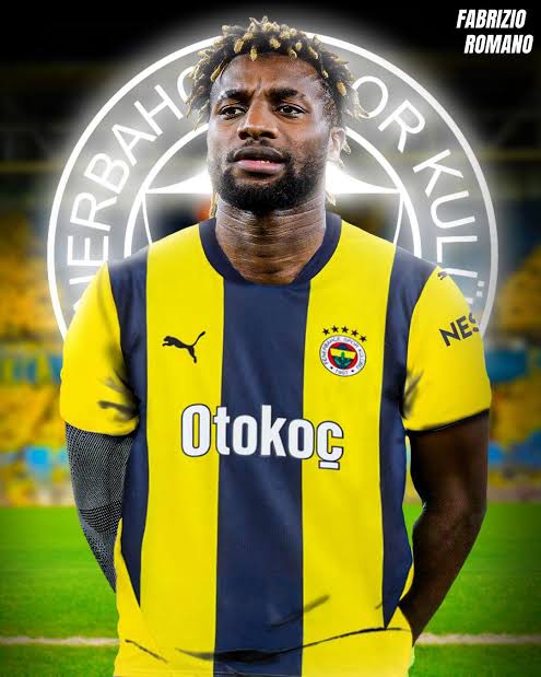 Fenerbahçe’nin etkileyici kiralık döneminin ardından Allan Saint-Maximin’i kalıcı bir anlaşmayla kadrosuna katmak için Al Ahli ile anlaştığı bildirildi.