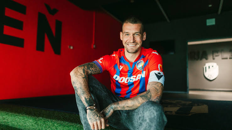DOBRÉ ZPRÁVY: Kapitán Viktorie Plzeň Lukáš Hejda prodloužil s klubem smlouvu do léta 2026 včetně hlavní klauzule.