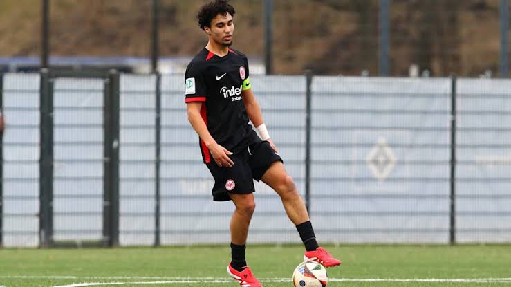 Der VfL Bochum sichert sich den Vertrag für den leistungsstarken Youngster Ayoub Chaikhoun mit unglaublichen Statistiken von Eintracht Frankfurt