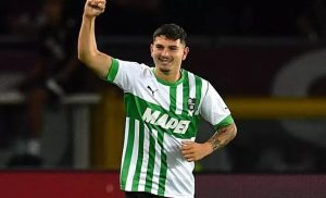 El Elche encuentra el oro: El Elche CF confirma oficialmente el fichaje permanente de Agustín Álvarez procedente del Sassuolo tras una electrizante cesión”
