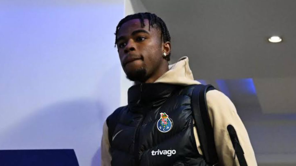 NEGÓCIO FECHADO: FC Porto garante contratação de Carney Chukwuemeka ao Chelsea no verão, após o fracasso das negociações de transferência permanente do Dortmund.