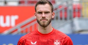 Offiziell: Der FC Kaiserslautern erzielt eine Transfervereinbarung zur erneuten Verpflichtung von Verteidiger Boris Tomiak von Hannover 96 in einer emotionalen Rückkehr.