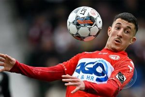 Officieel: Sporting Charleroi rondt zomertransfer Abdelkahar Kadri van KV Kortrijk af, voorafgaand aan AA Gent.