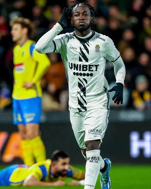 Royal Charleroi Sporting Club bevestigt megacontractverlenging voor spelmaker Parfait Guiagon, sterspeler hervat lichte training.