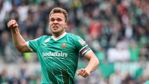 SK RAPID WIEN-KAPITÄN MATTHIAS SEIDL STIMMT NEUER MEGA-VERTRAGSVERLÄNGERUNG ZU, DIE DAS WINTERTRANSFERINTERESSE VON AC MILAN, BAYER LEVERKUSEN MARSEILLE BEENDET.