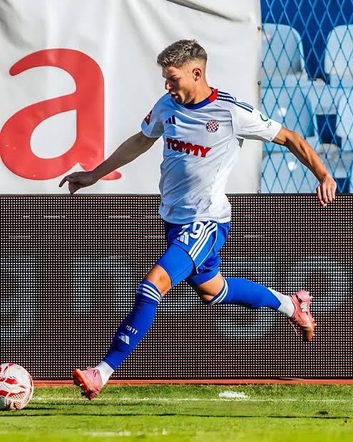 images - 2025-11-03T055739.163