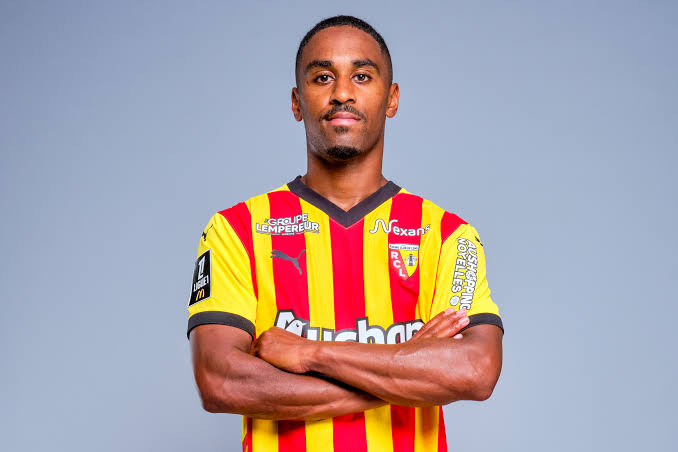 images - 2025-11-08T050118.534