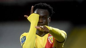 RCLens resigne Arnaud Kalimuendo