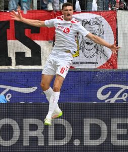 images - 2025-11-14T080706.469