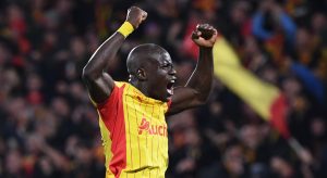 Prolongation de contrat entre le RCLens et Malang