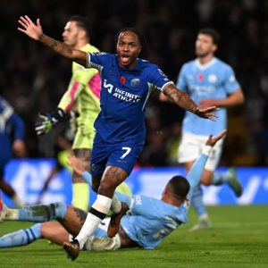 Himad Abdelli s’engage avec le SCO Angers alors que le club explore une piste ambitieuse menant à Raheem Sterling